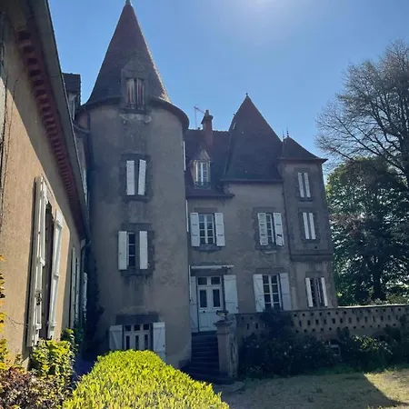 Chateau De Bruges * Lapeyrouse