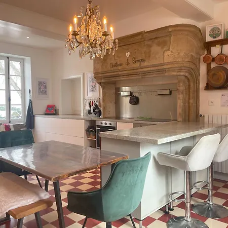 Bed and breakfast Chateau De Bruges