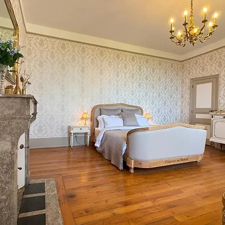 Chateau De Bruges Bed and breakfast *
