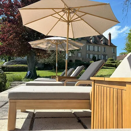 Chateau De Bruges Bed and breakfast